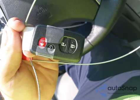 2013 Toyota Highlander Limited V6 z USA, uszkodzony, nr VIN 5TDDK3EH5DS181238